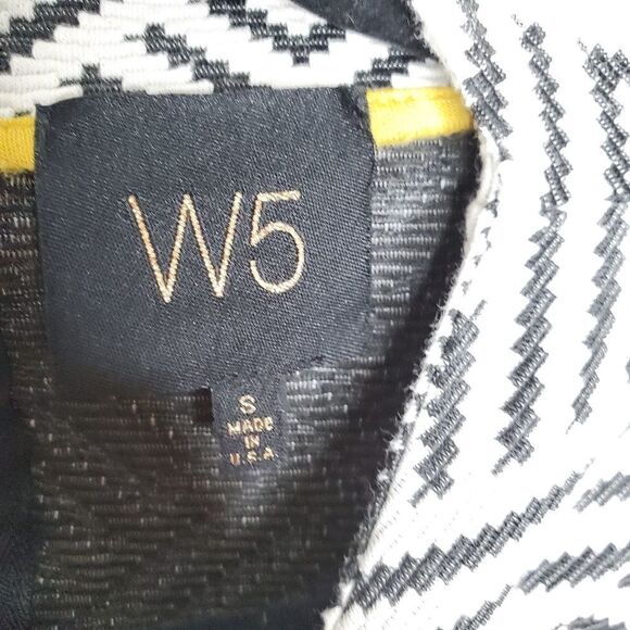 W5 concepts westerly pullover geometric top Size small - Picture 7 of 8